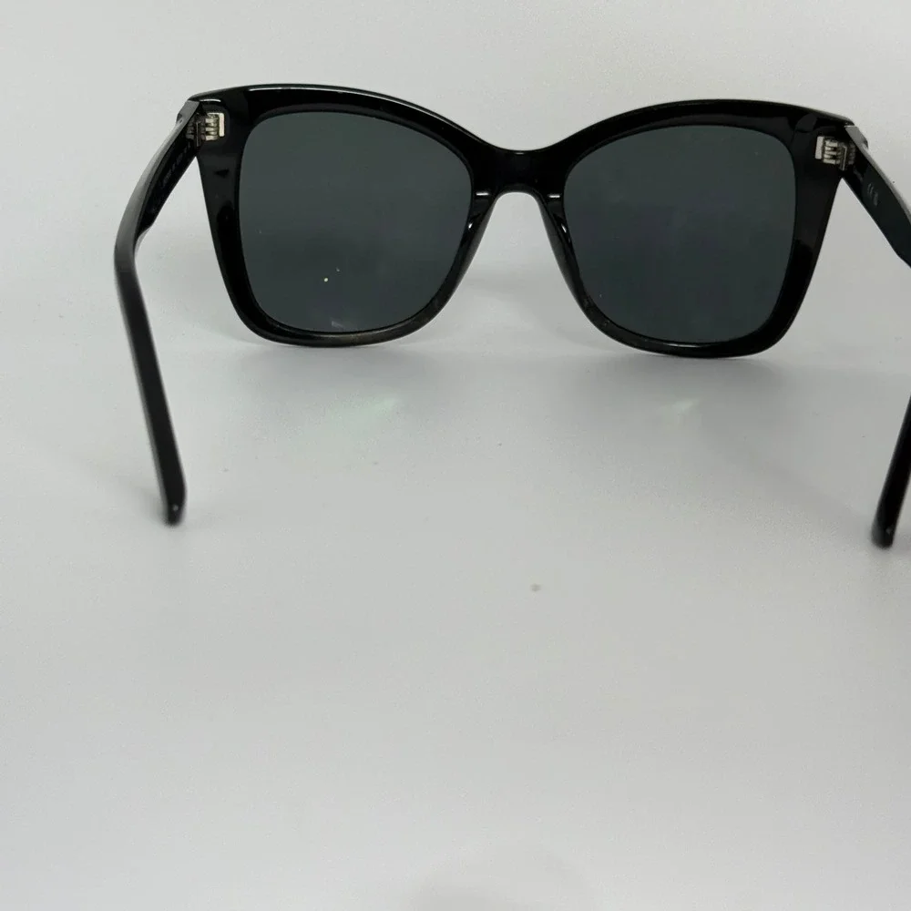 Calvin Klein‎ Sunglasses Black Butterfly Square CK22530S 001 53-19-145 21928
